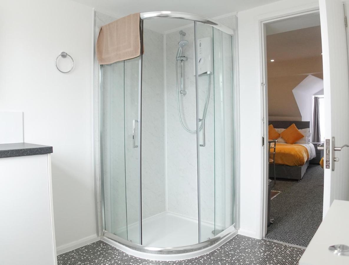 Station House Plymouth Hotell Exteriör bild